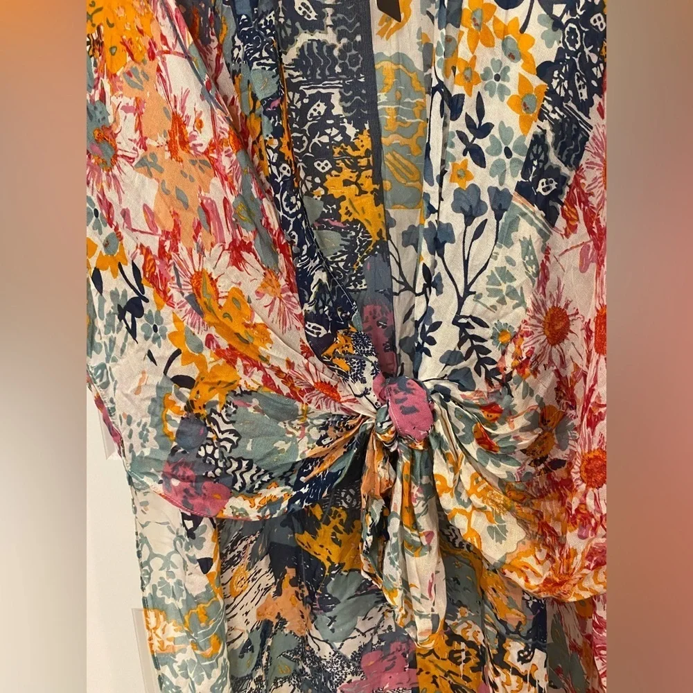 Rachel Roy Cover Up Kimono NWT Sz OS Sheer Floral Print Tie Front Or Wear Open